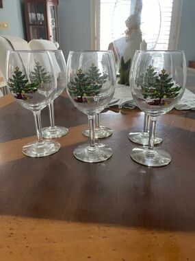 Spode Christmas Tree Wine Glasses - set of 6